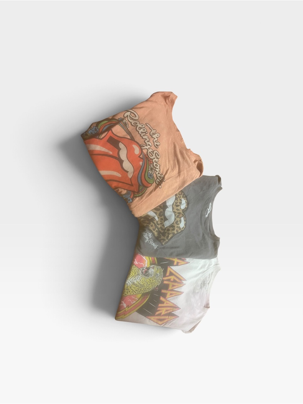 Def Lepparf  Graphic Tees - Peach Multicolor DF, plus 2 Rolling Stones size S